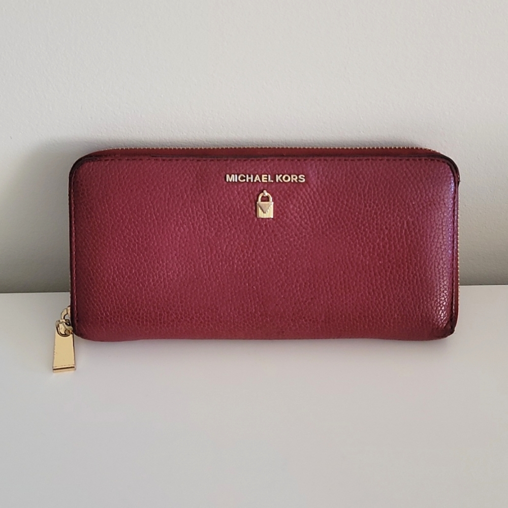 Michael Kors Leather Wallet